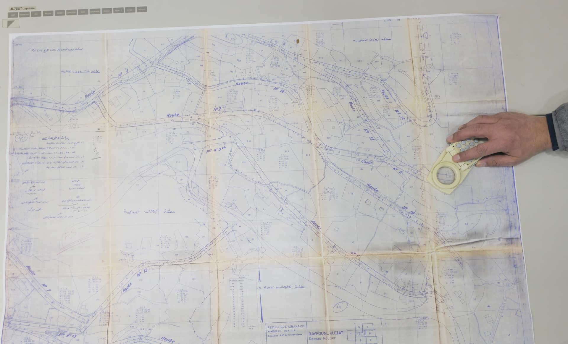Large-Format A0 Map Digitization